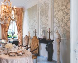 Renaissance Damask