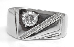 Ювелирное кольцо из серебра