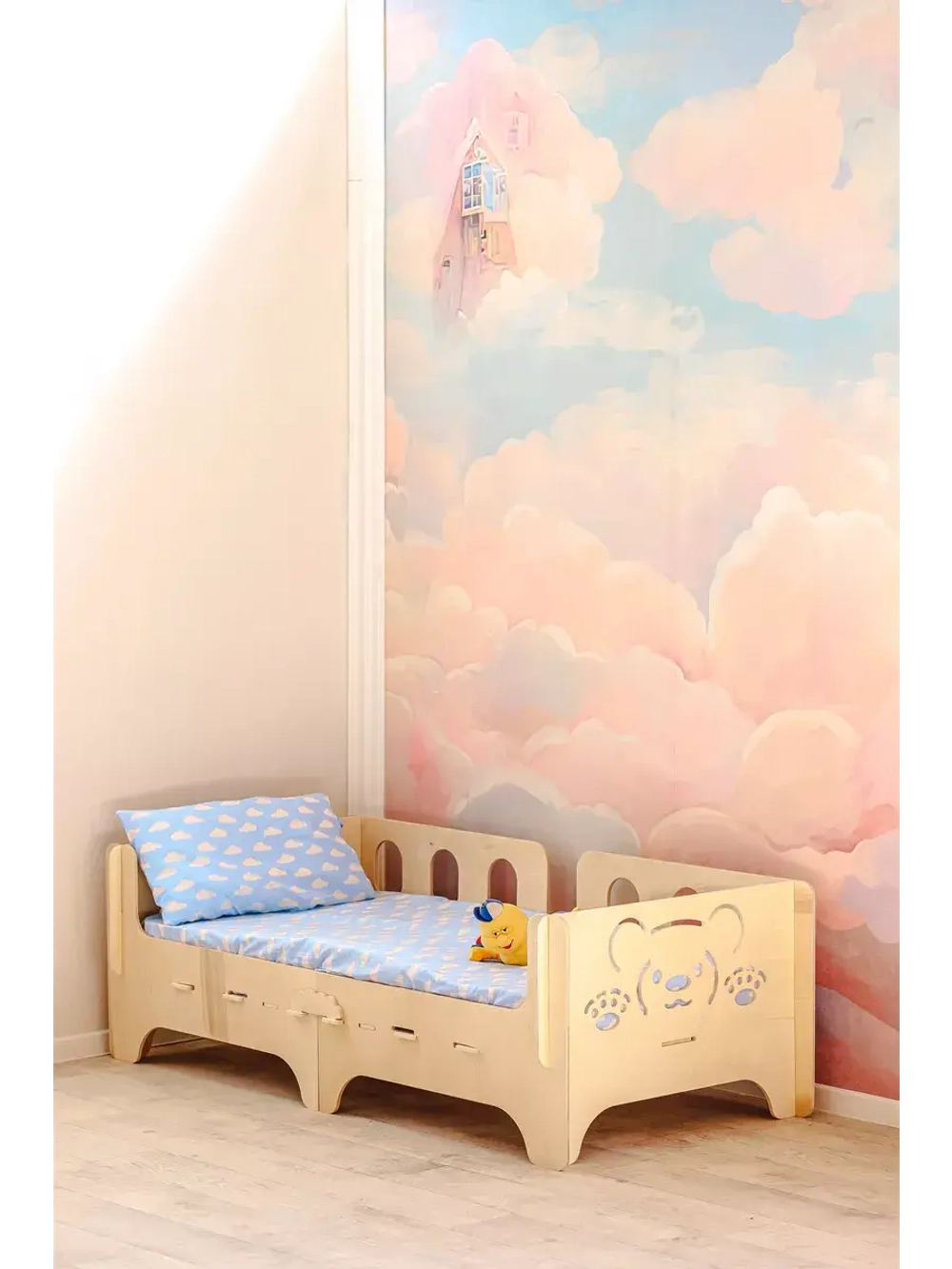 Кровать софа односпальная деревянная 160х80