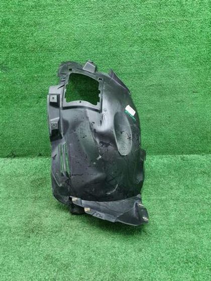 Подкрылок передний правый Mercedes GLS X166 15-19