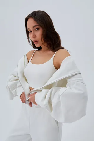 Худи на молнии с защипами на рукавах кремового цвета