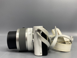 Nikon 1 J2 Double Zoom Kit