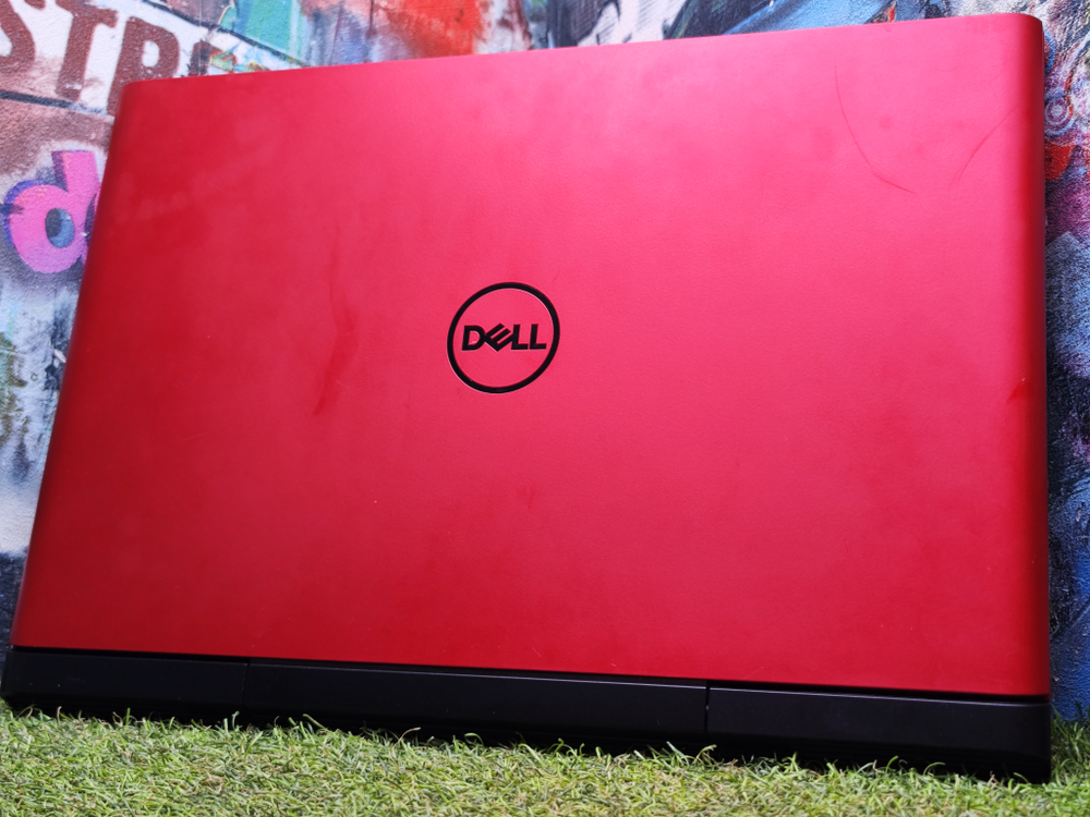 Dell Inspiron i5-7300HQ/GTX 1060 6Gb/16Gb/256Gb/1Tb/FHD/IPS/7577-9584