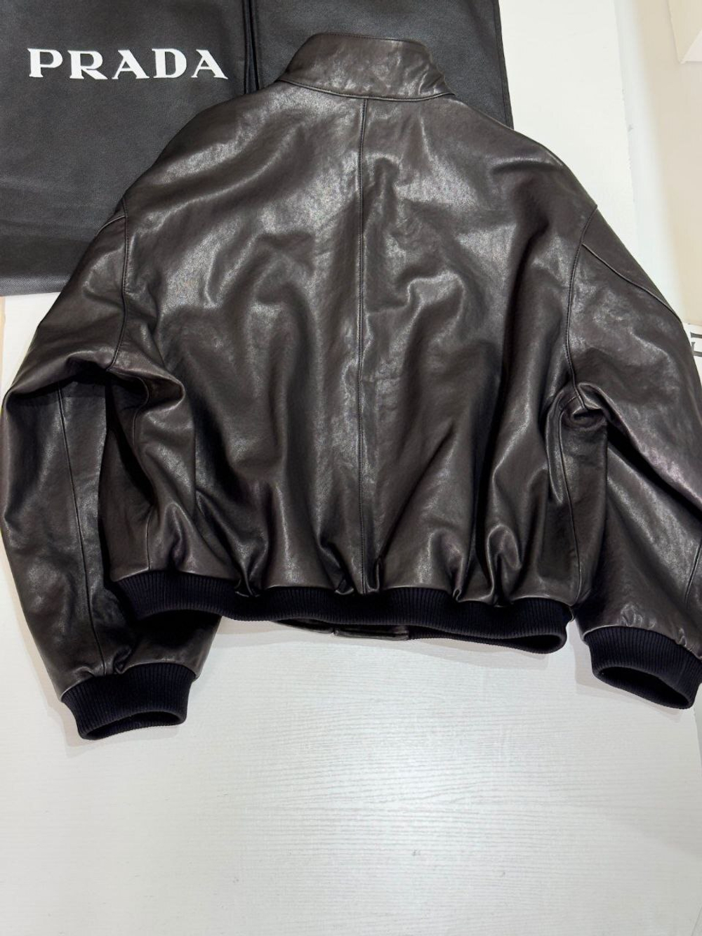 Кожаная куртка Prada