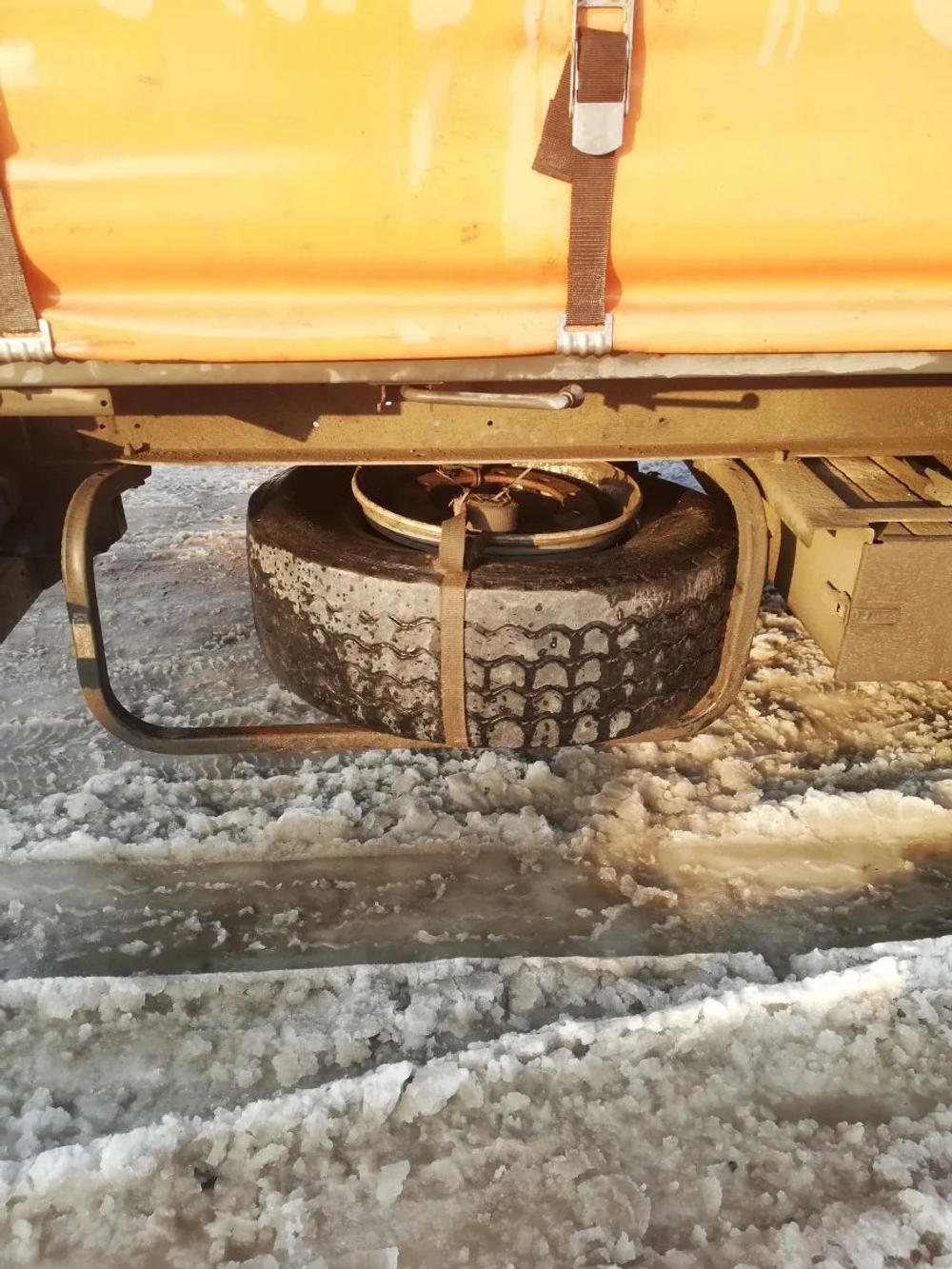 Krone SD Полуприцеп шторный SD