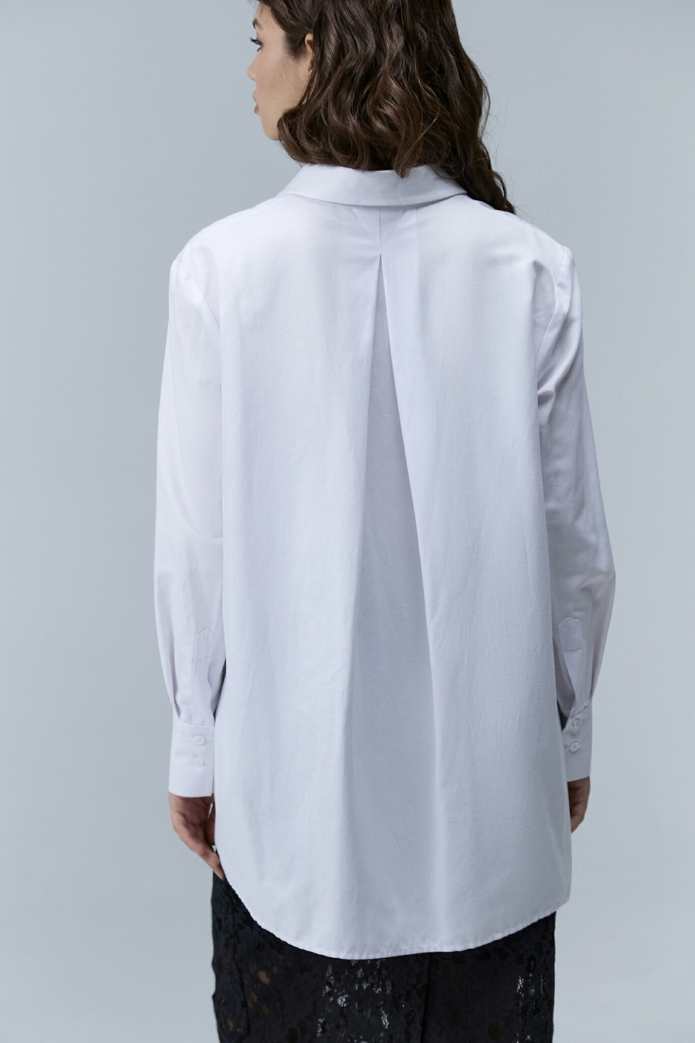 Рубашка лаконичная