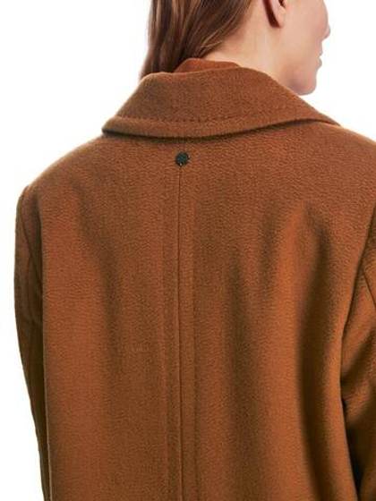 Marc Cain Пальто двубортное из стриженой шерсти