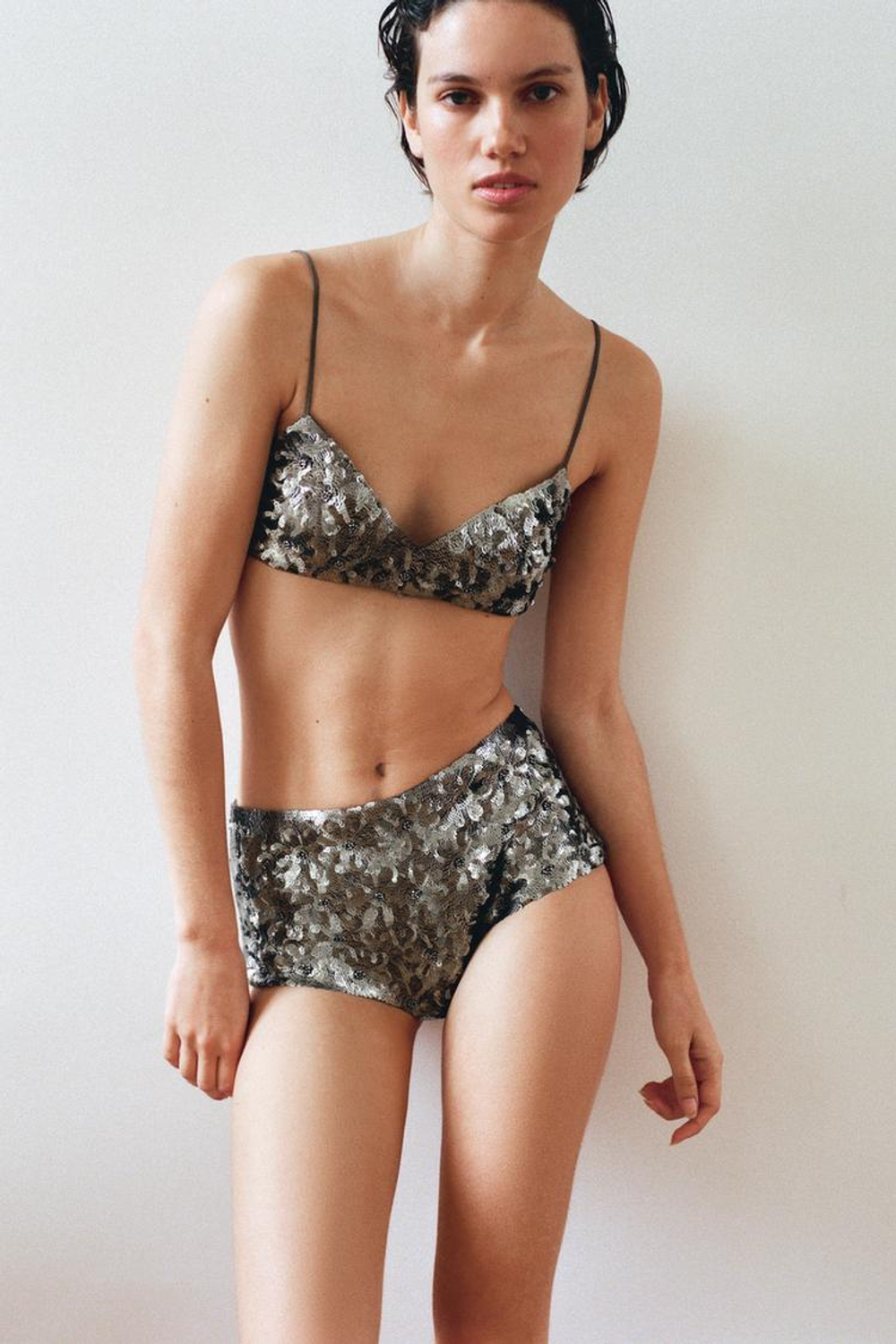 ZARA ТРУСЫ С ПАЙЕТКАМИ И БУСИНАМИ, СЕРЕБРИСТЫЙ