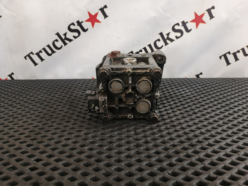 Блок клапанов EGR