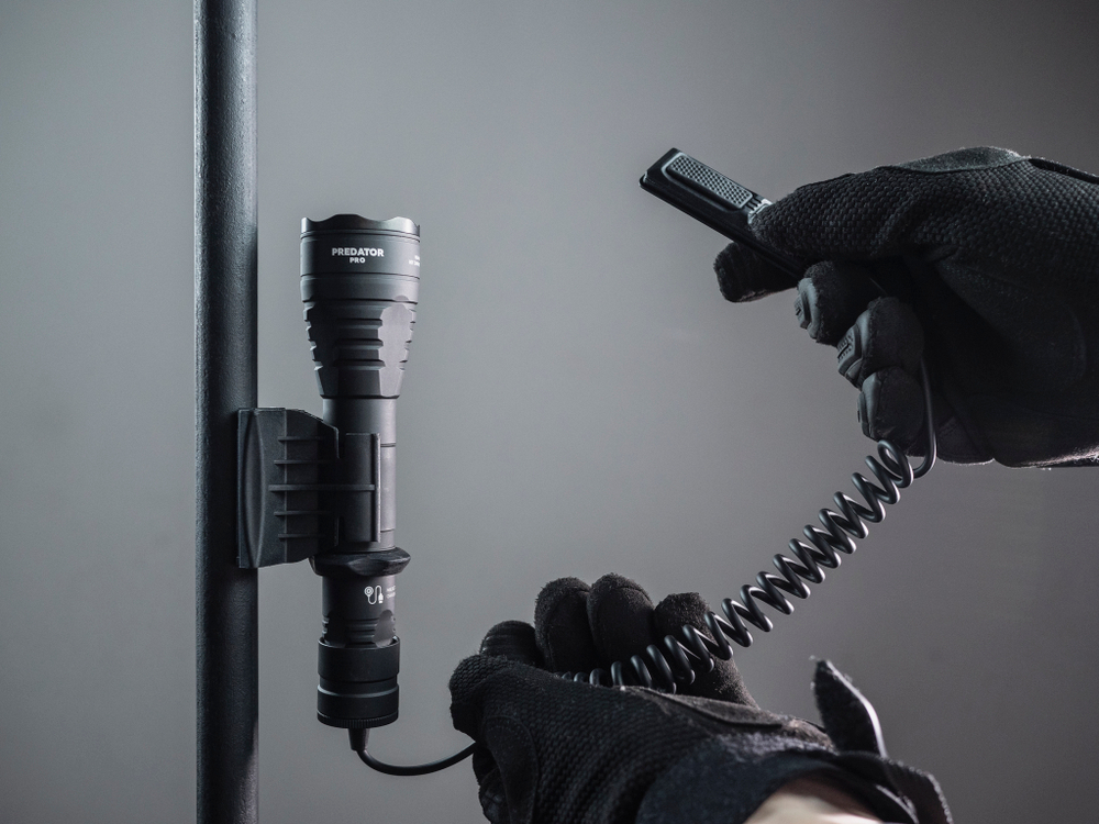 Фонарь с комплектом Armytek Predator Pro Magnet USB Extended Set Warm (F07302W)