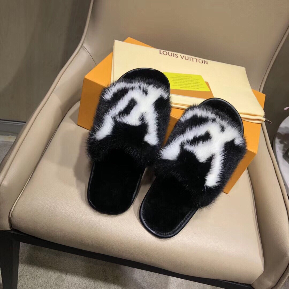 Louis Vuitton Fur Slide