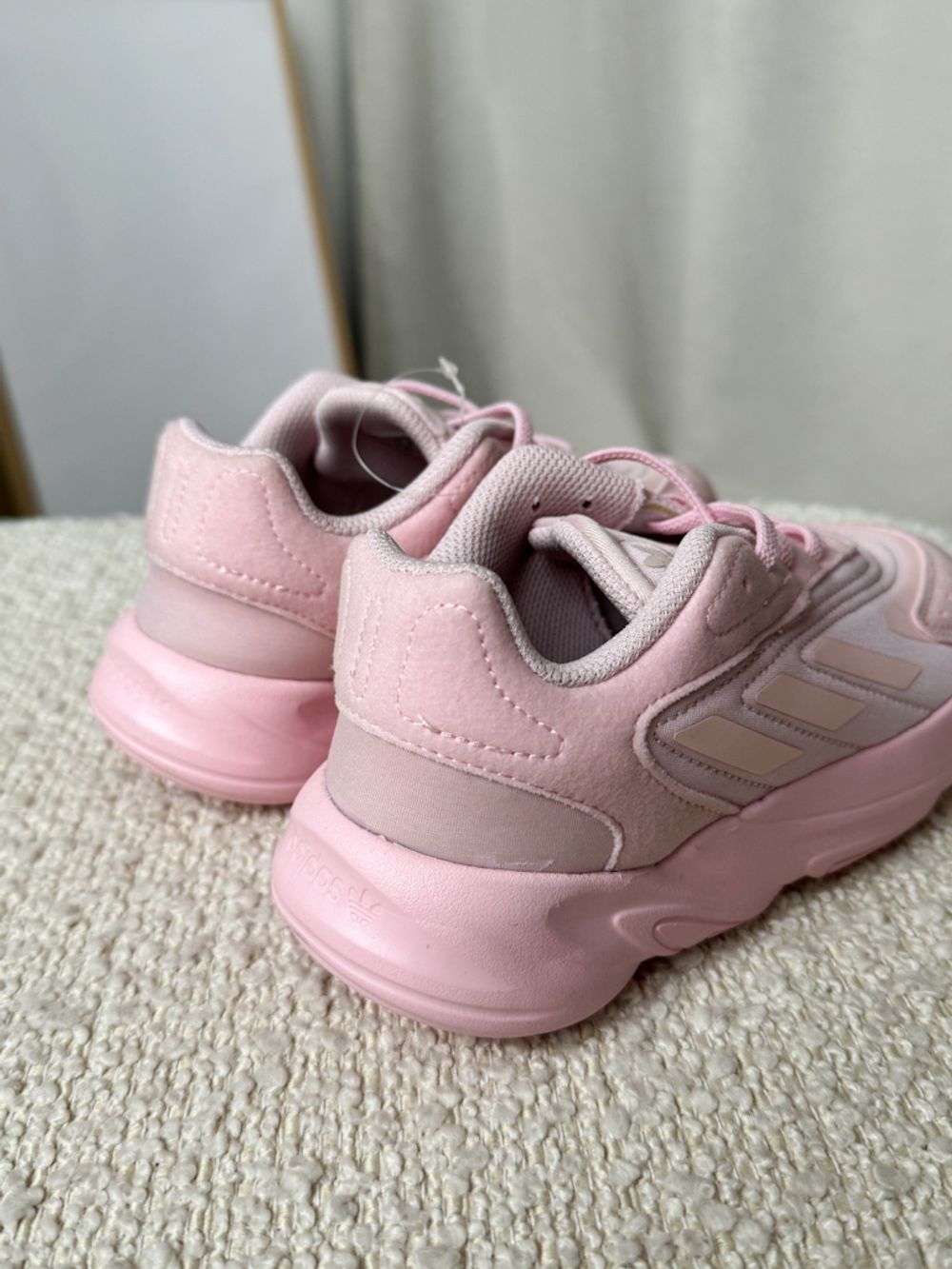Кроссовки Adidas, 31