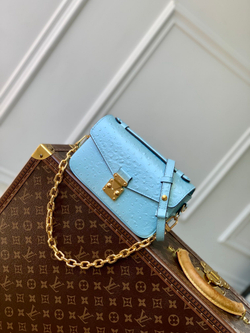 Louis Vuitton Pochette Metis East West