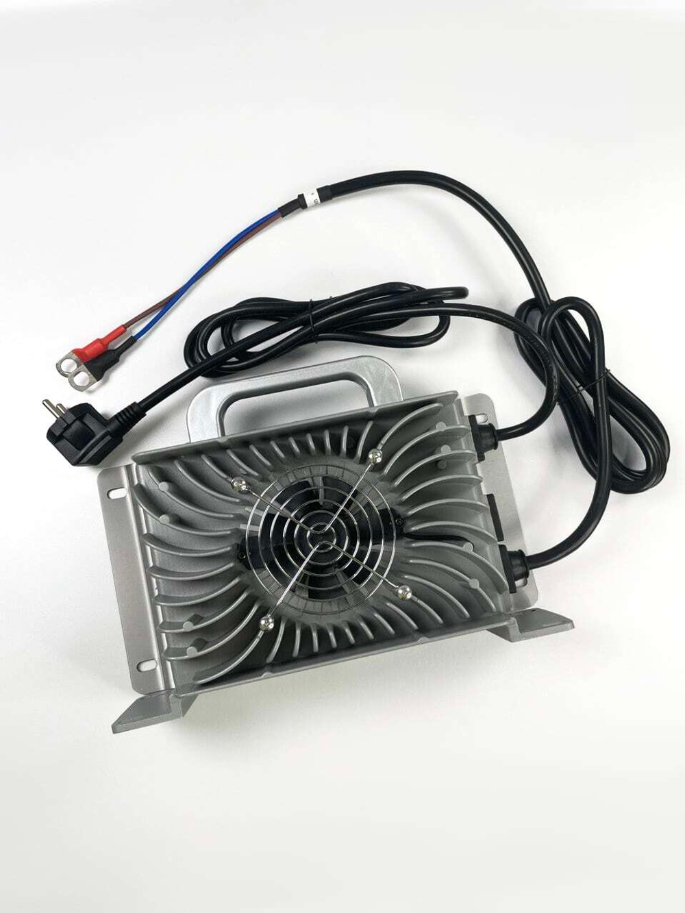 Зарядное устройство влагозащищенное LiFePO4 36V 18A IP67