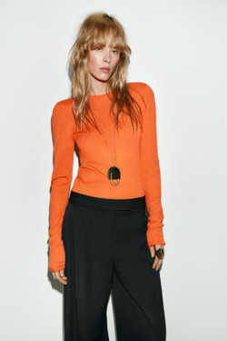 ZARA ШИРОКИЕ БРЮКИ С ЗАЩИПАМИ, ЧЕРНЫЙ