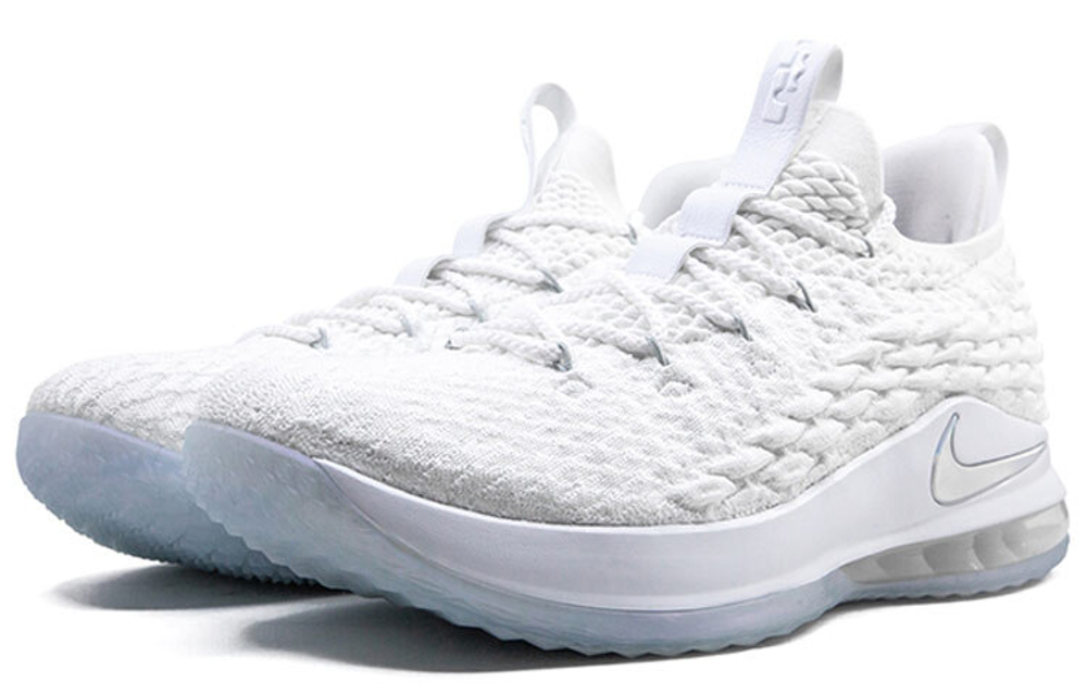 Кроссовки Nike Lebron 15 Low "White Metallic Silver"