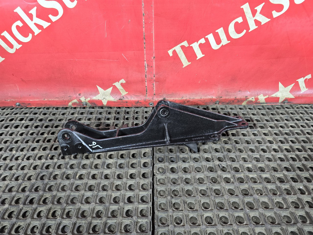 Кронштейн кабины задний правый