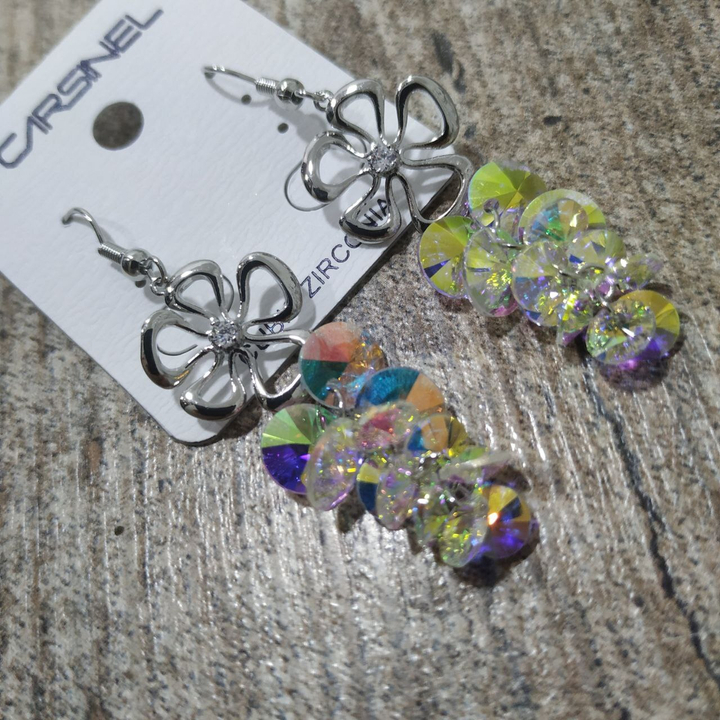 Серьги Cubic Zirconia подвеска Пятилистник стразы кружкицвет белый перламутровый металл серебристый