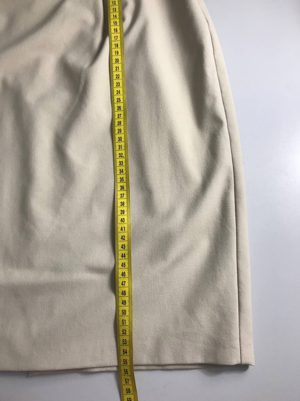 Юбка светлого оттенка, маркировка 44, визуально 50/52 размер