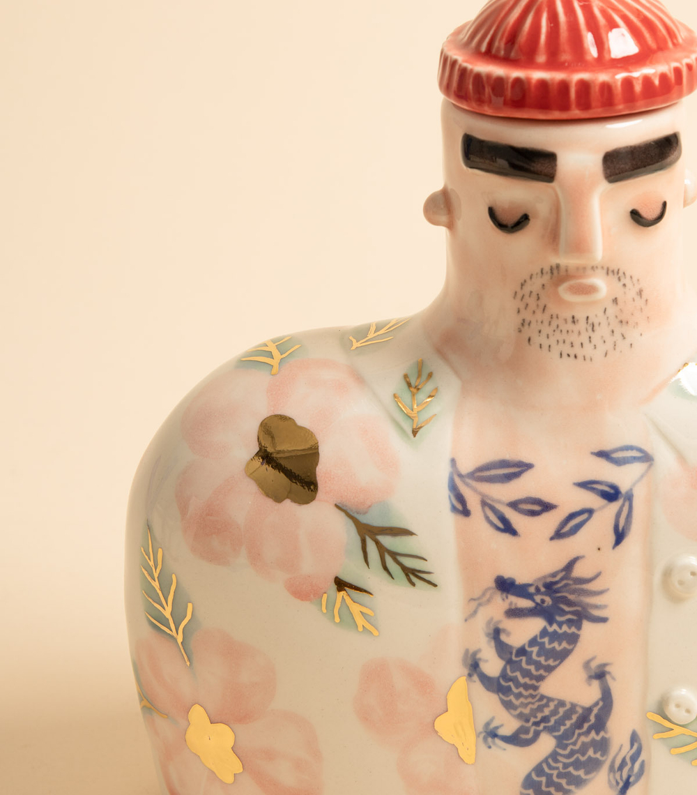 Ваза – Мужчина в красной шапочке | ВАЗАНЕВАЗА