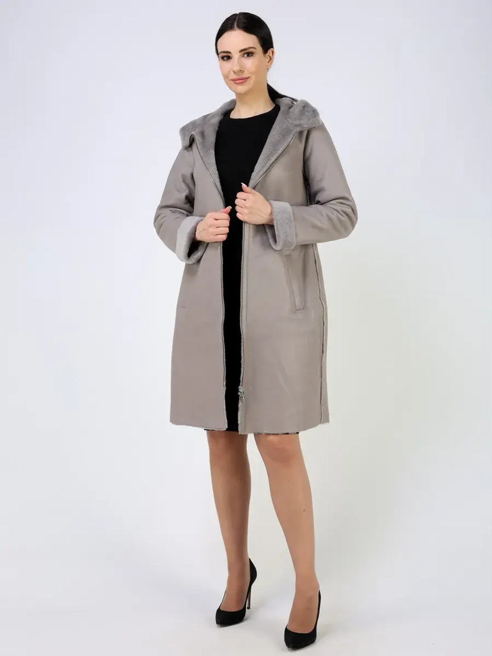 Дубленка зимняя натуральная с капюшоном