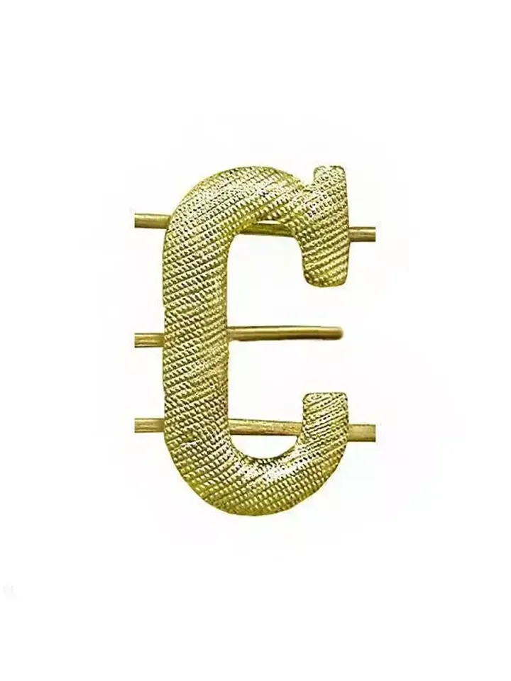 Буква С металлическая золотая большая