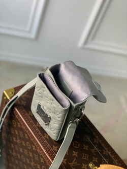 Louis Vuitton S-Lock Vertical Wearable Wallet