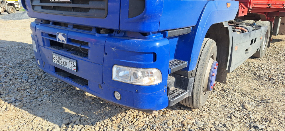 МАЗ 5440 4x2 Седельный тягач 544028-570-031 (Дизельный, 11,6 л, 423 л.с., МТ)