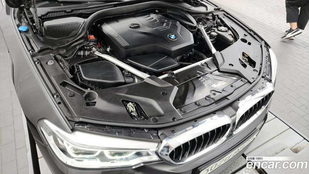 BMW 5 Series (G30) 530i xDrive M Sports Plus (03.2020)
