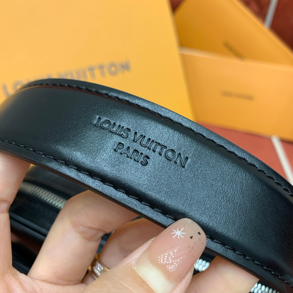 Louis Vuitton Nil