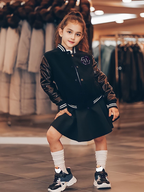 Куртка (бомбер) для девочки