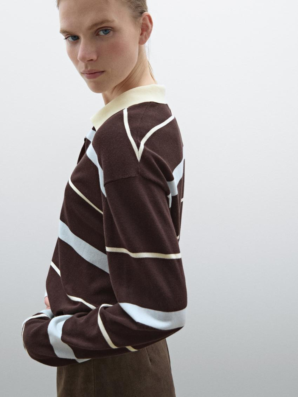 Massimo Dutti Свитер в полоску с воротником поло, шоколадный