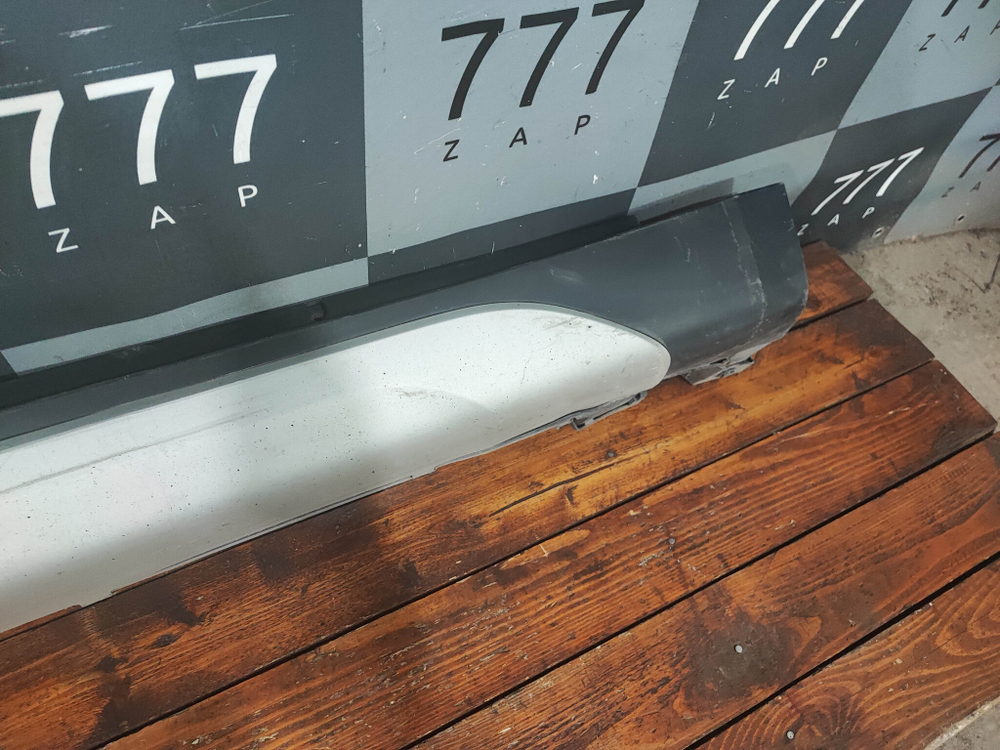 Накладка порога правого Suzuki SX4 2 13-22 Б/У Оригинал 7723161M0