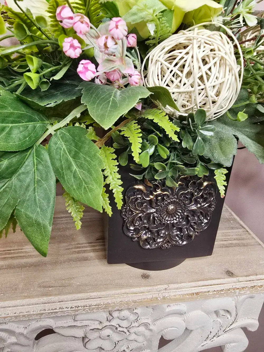 Искусственные цветы для декора в кашпо