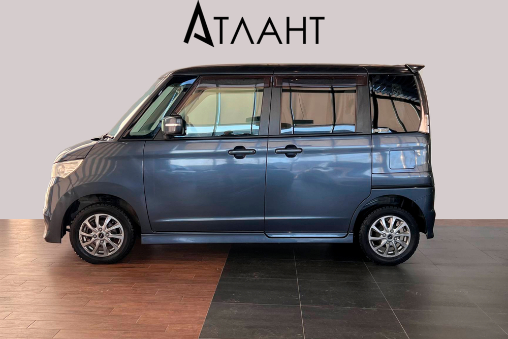 Nissan Roox, 2012 год