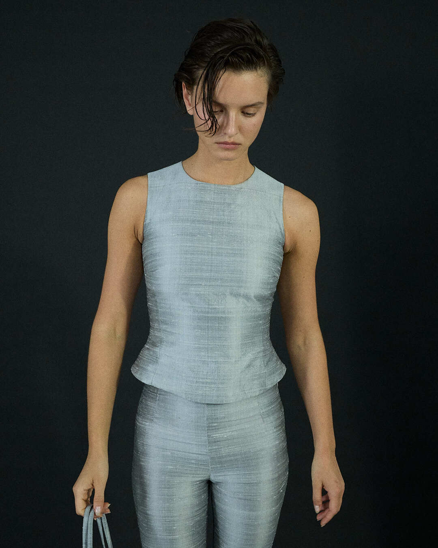 Топ Almas серый