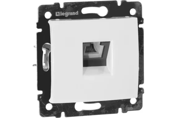Розетка RJ11 Legrand Valena телефонная белый 04060