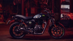 Royal Enfield Hunter 350 Dapper Green