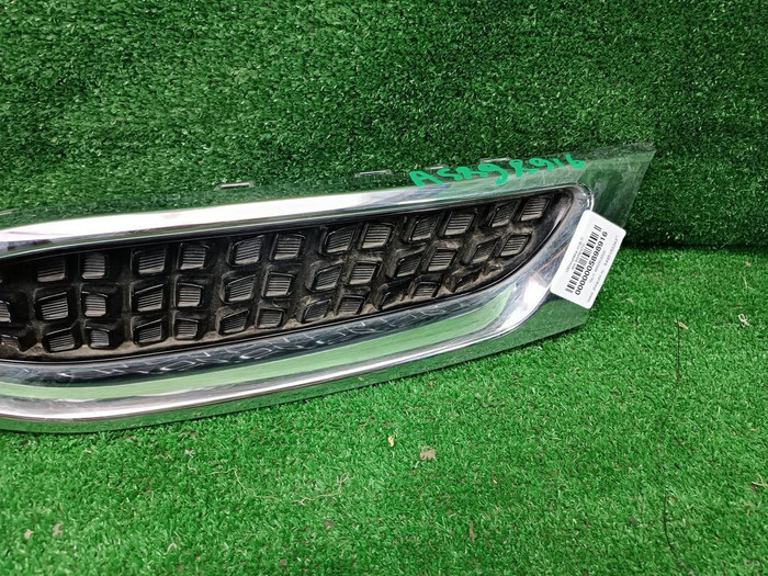 Решетка радиатора KIA Rio 4 X-Line (2017-2020)