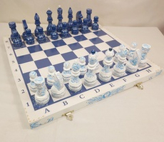 Шахматы турнирные с ручной росписью "Гжель" №1