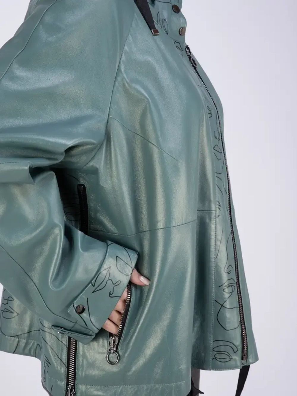 Куртка женская из натуральной кожи