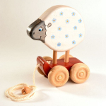 Деревянная каталка Овечка Леснушки