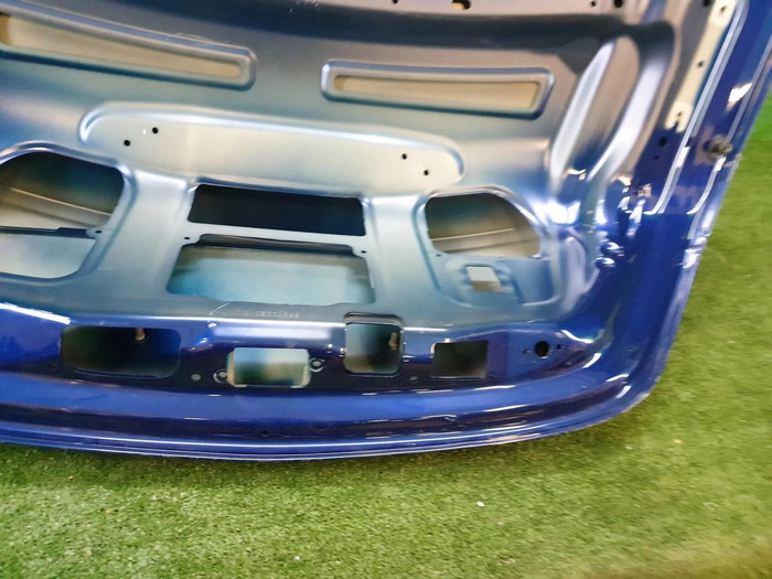 Крышка багажника Mercedes C W205 (2014-2023)