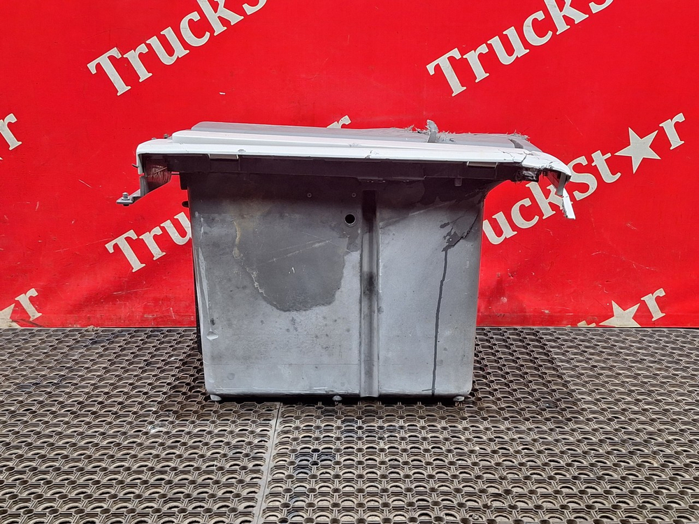 Ящик инструментальный правый