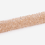 Хрустальные бусины в форме треугольника, оттенок "Нюд", 2,5*3мм