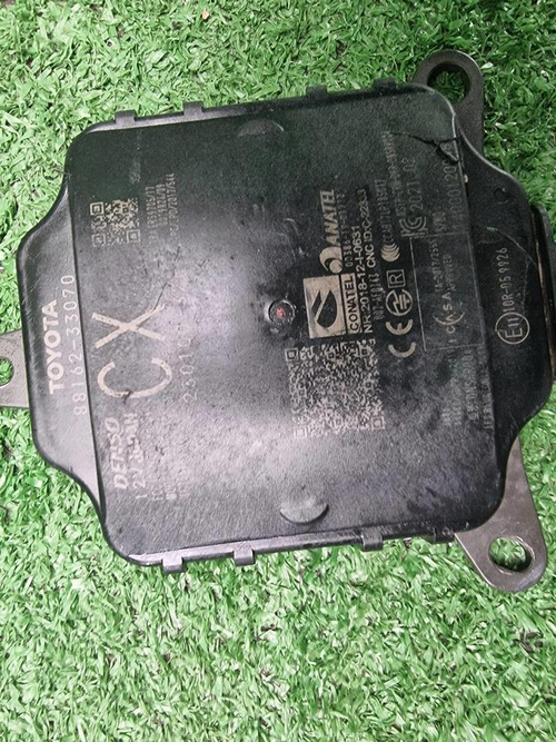 Датчик слепых зон Toyota Camry xv70 (2017-н.в.)