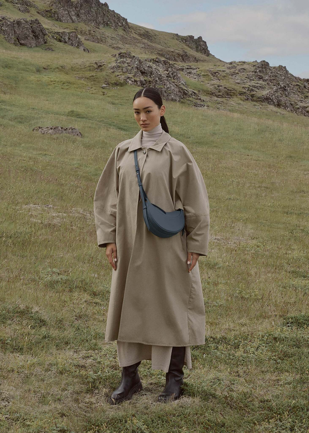 Сумка Polene Numero Dix EDITION TEXTURED MIDNIGHT BLUE