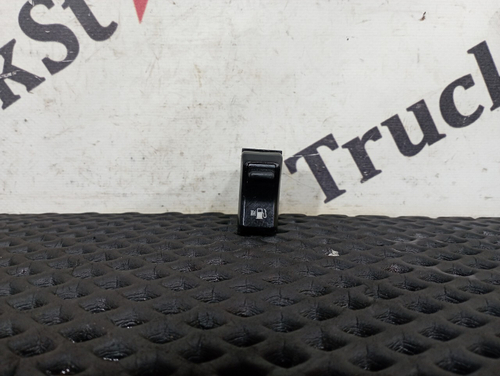 Кнопка переключения топливных баков