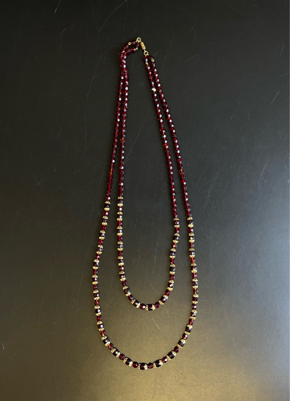 Бусы гранатового оттенка, Чешское стекло, СССР, 1970-1990 гг