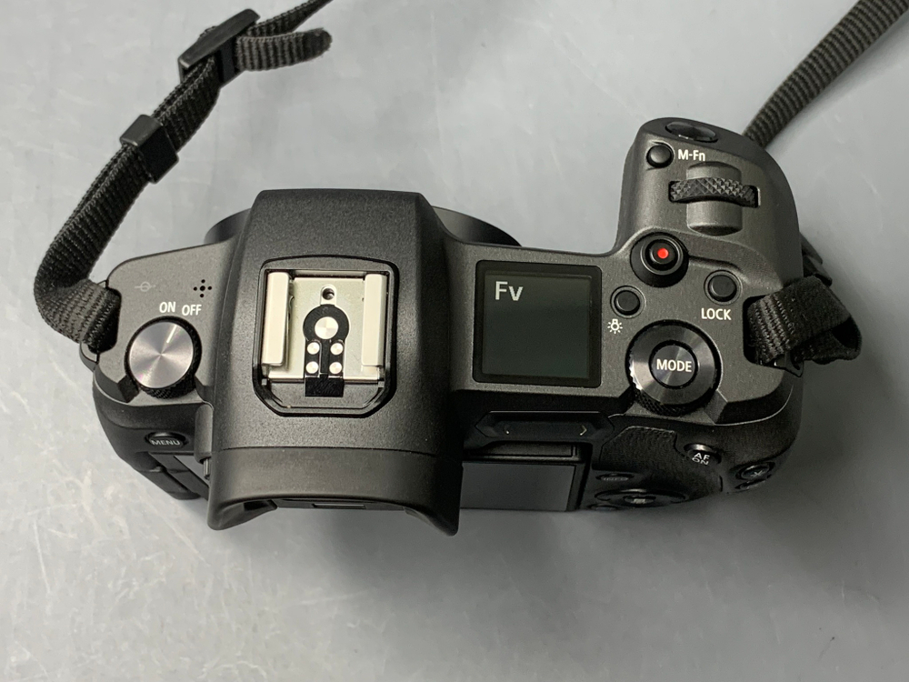 Canon EOS R 3000 кадров